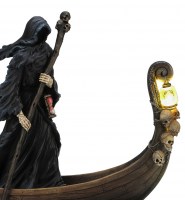 Gotico - Caronte su barca con lanterna